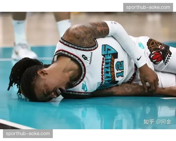 NBA规则变化影响战术发展 非身体接触吹罚增加推动快节奏 NBA规则变化影响战术发展 非身体接触吹罚增加推动快节奏